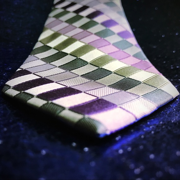 Kenneth Cole Reaction neck tie - Picture 12 of 16